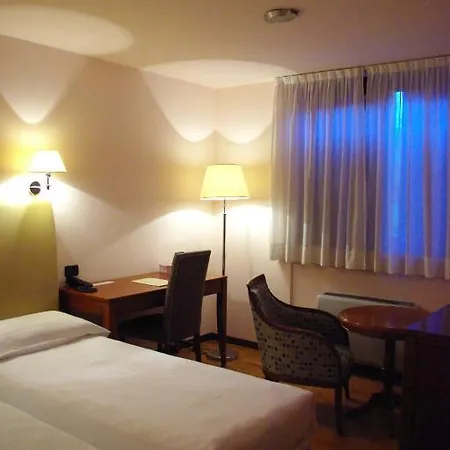 Hotell Center Basovizza